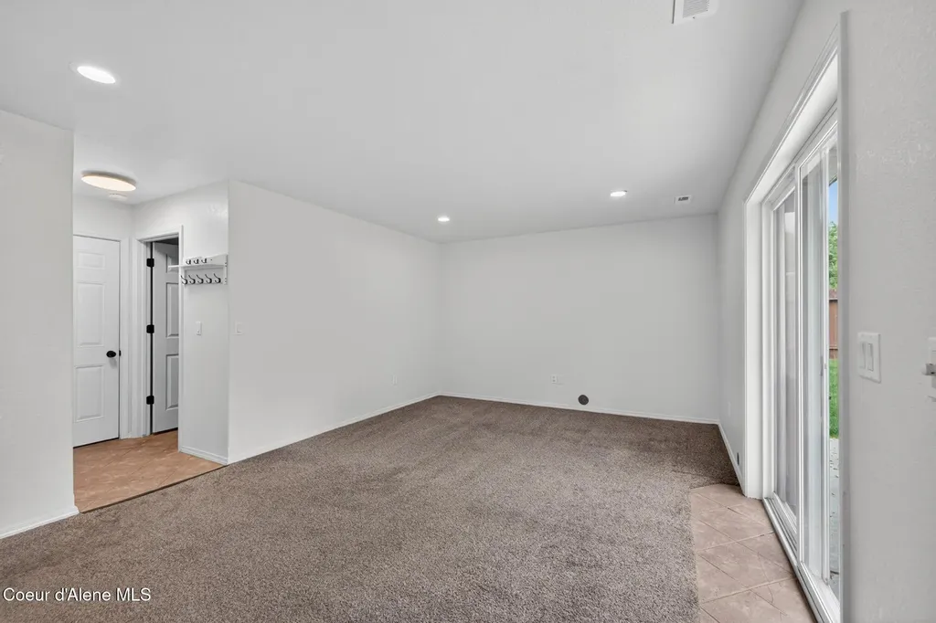 9158 N Castle Way Hayden ID 83835
