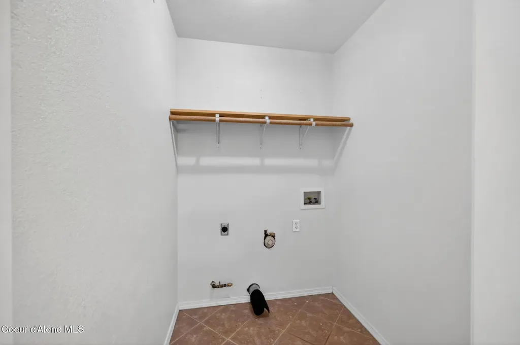 9158 N Castle Way Hayden ID 83835