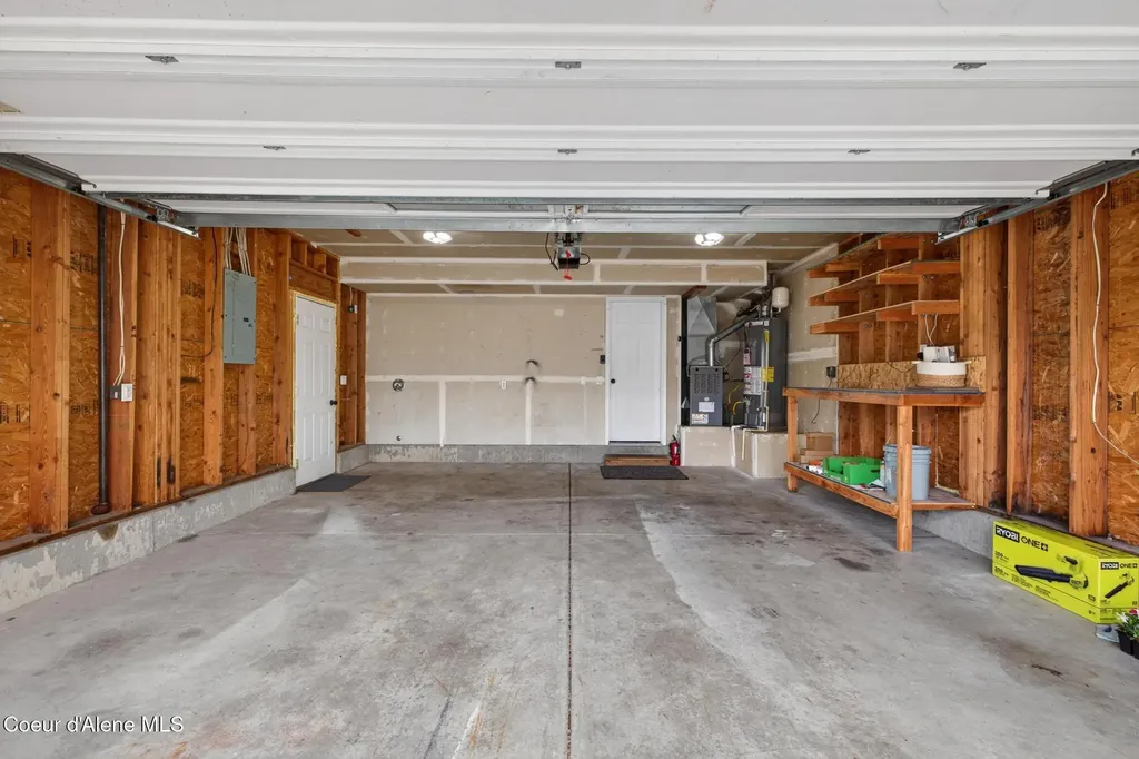9158 N Castle Way Hayden ID 83835