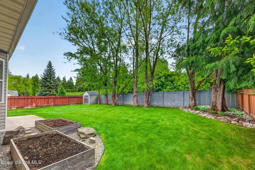 9158 N Castle Way Hayden ID 83835