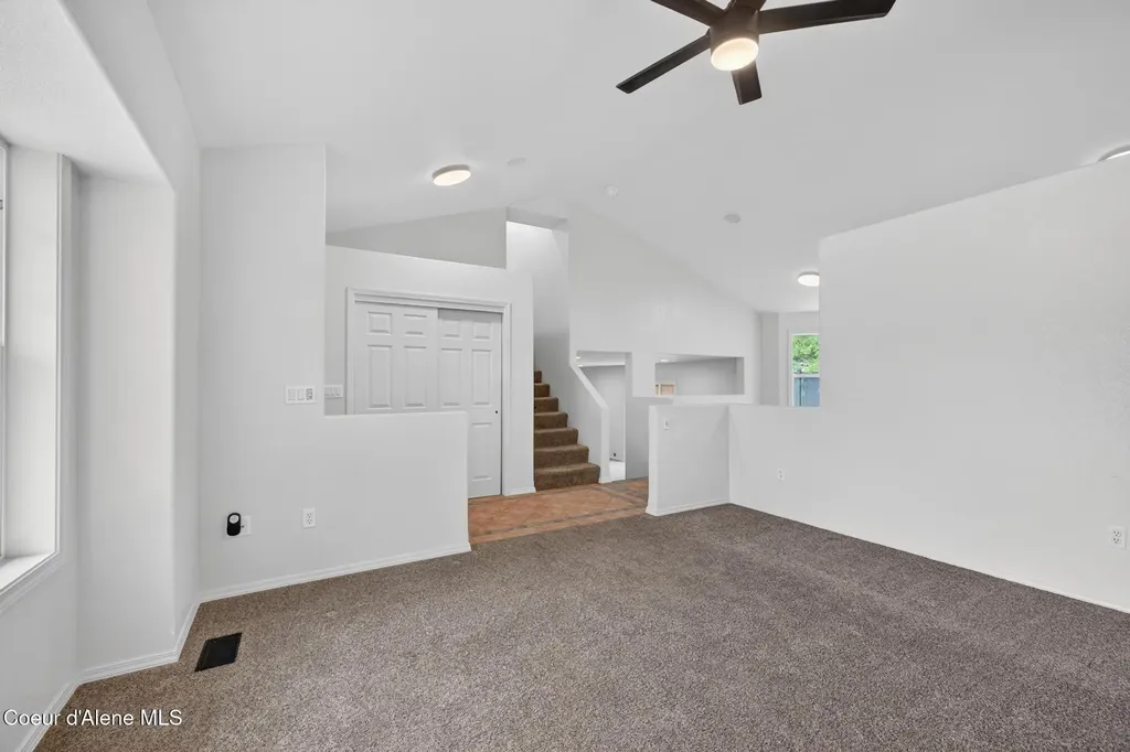 9158 N Castle Way Hayden ID 83835