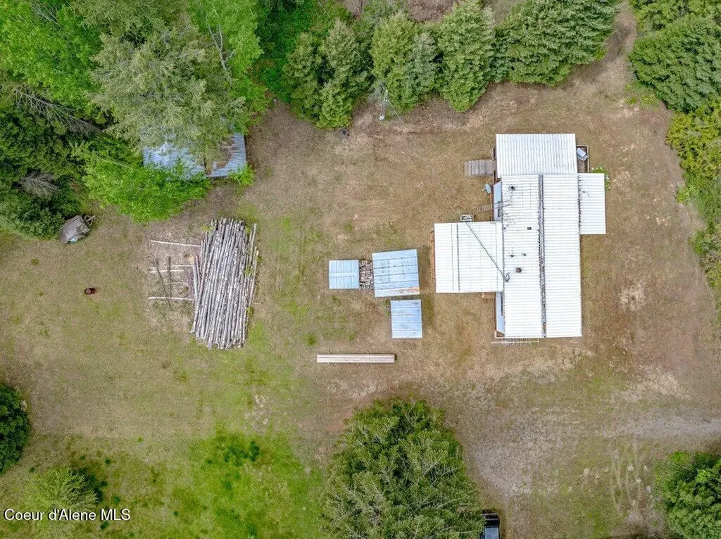 876 Dufort Road Sagle ID 83860