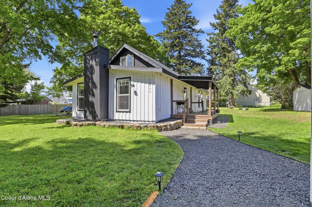 32849 N 4th Avenue Spirit Lake ID 83869