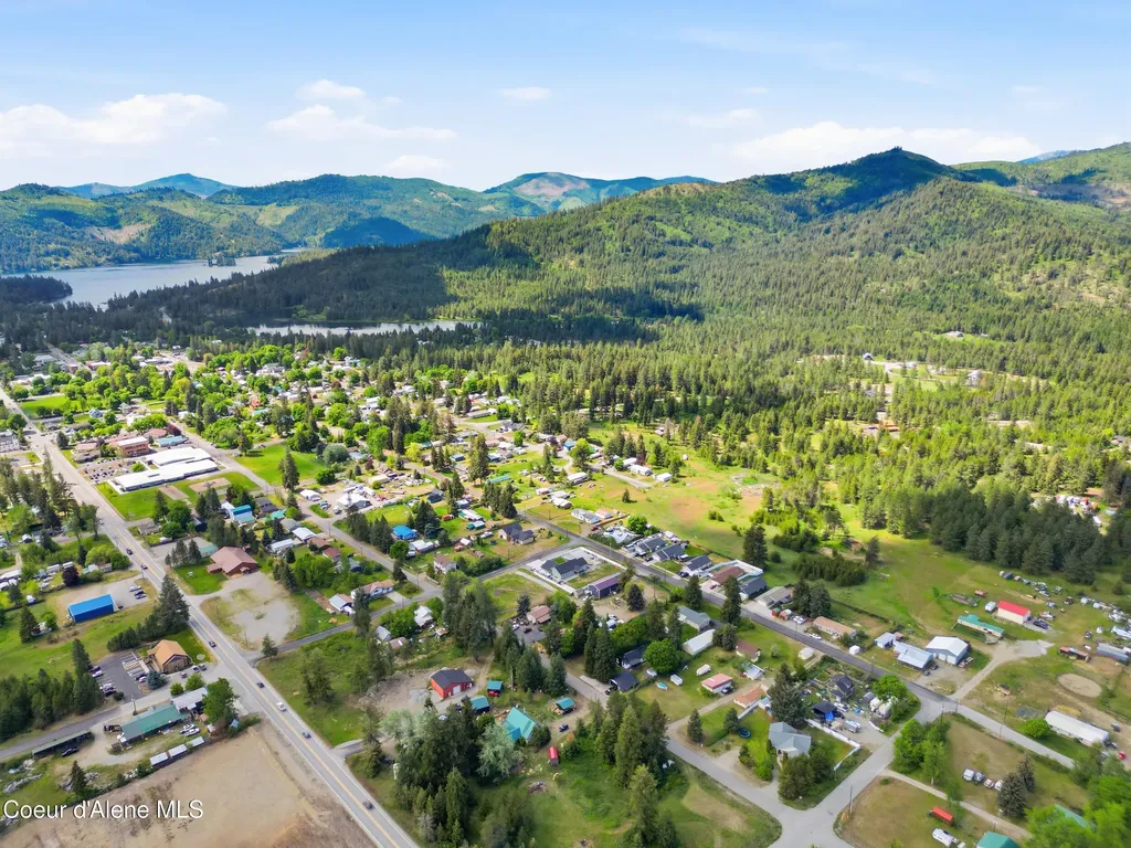 32849 N 4th Avenue Spirit Lake ID 83869