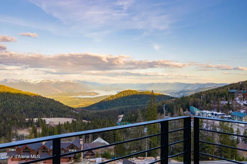 124 Village Lane #314 Sandpoint ID 83864