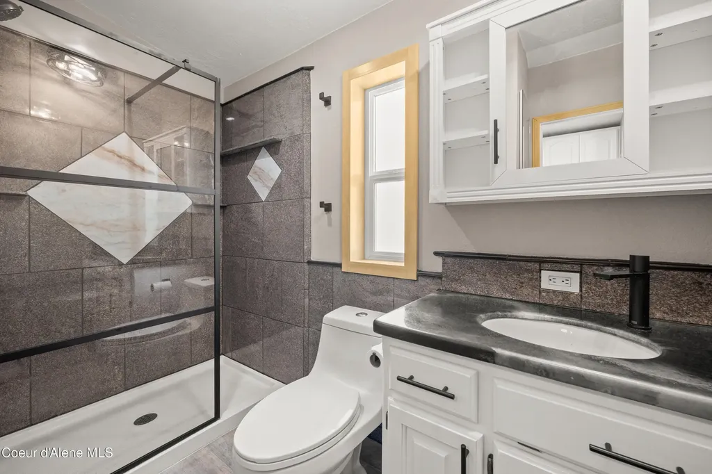 2058 W Lady Anne Way Post Falls ID 83854
