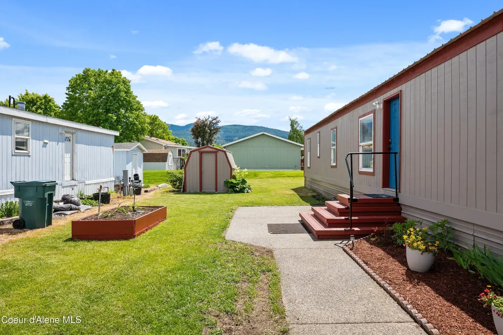 2058 W Lady Anne Way Post Falls ID 83854