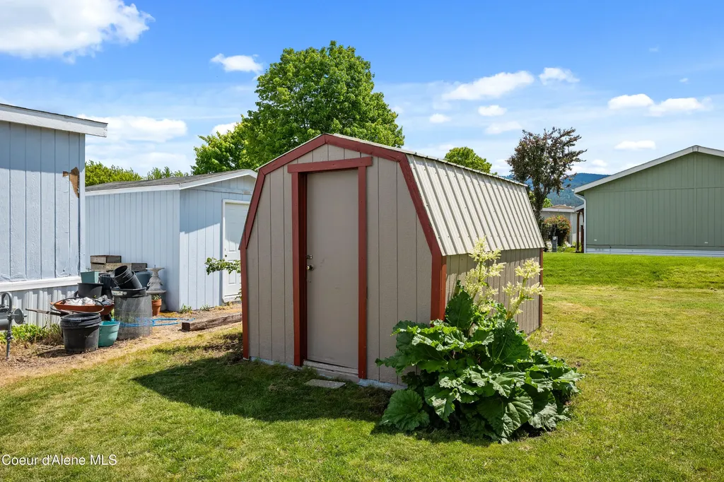 2058 W Lady Anne Way Post Falls ID 83854