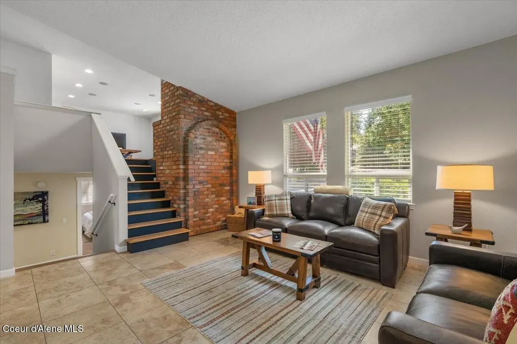 11901 N Eastshore Drive Hayden ID 83835