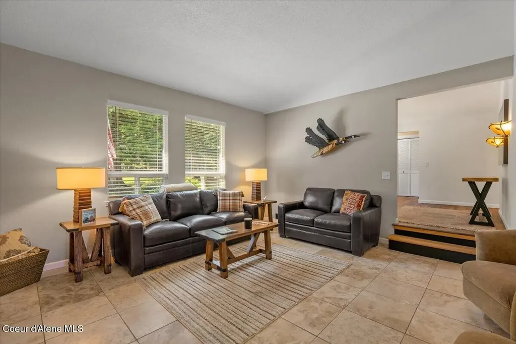 11901 N Eastshore Drive Hayden ID 83835