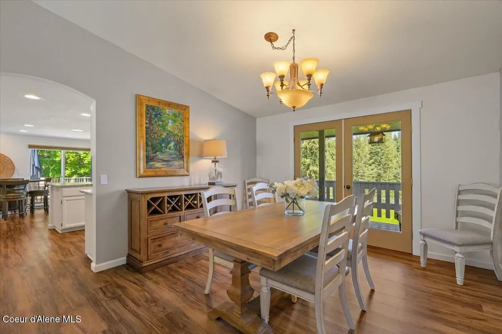 11901 N Eastshore Drive Hayden ID 83835