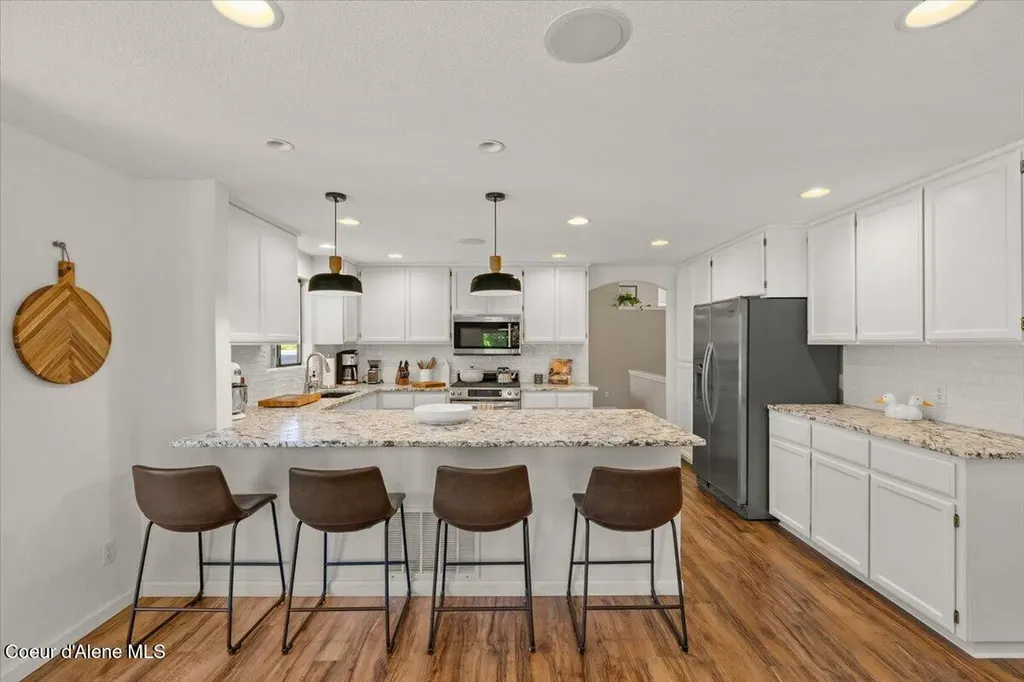 11901 N Eastshore Drive Hayden ID 83835