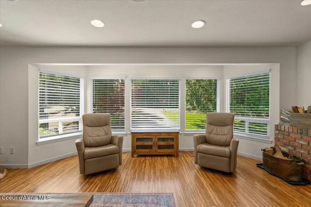 11901 N Eastshore Drive Hayden ID 83835