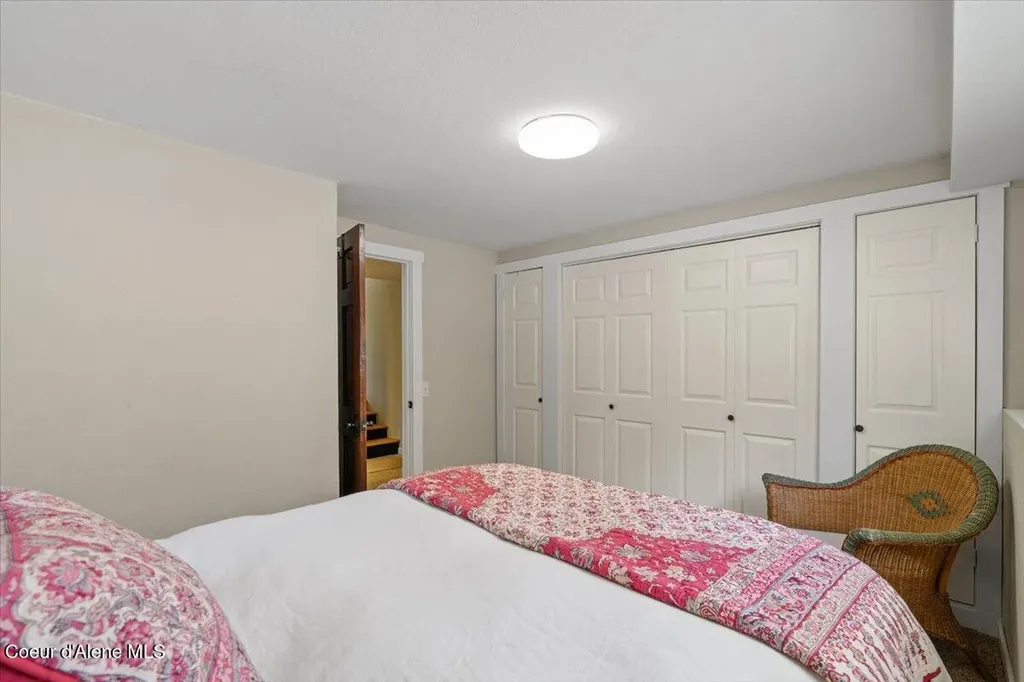 11901 N Eastshore Drive Hayden ID 83835
