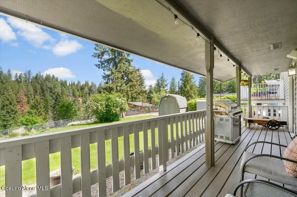 11901 N Eastshore Drive Hayden ID 83835
