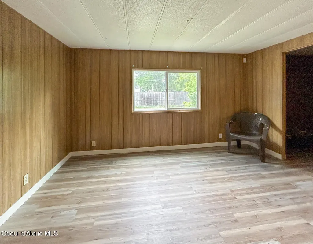 71 E Railroad Street Moyie Springs ID 83845