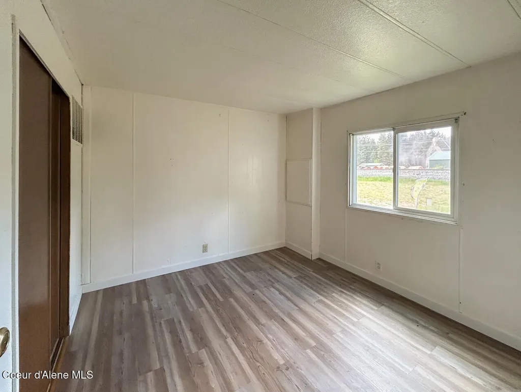 71 E Railroad Street Moyie Springs ID 83845