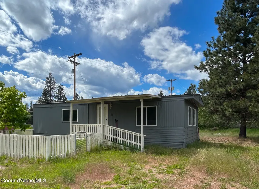 71 E Railroad Street Moyie Springs ID 83845