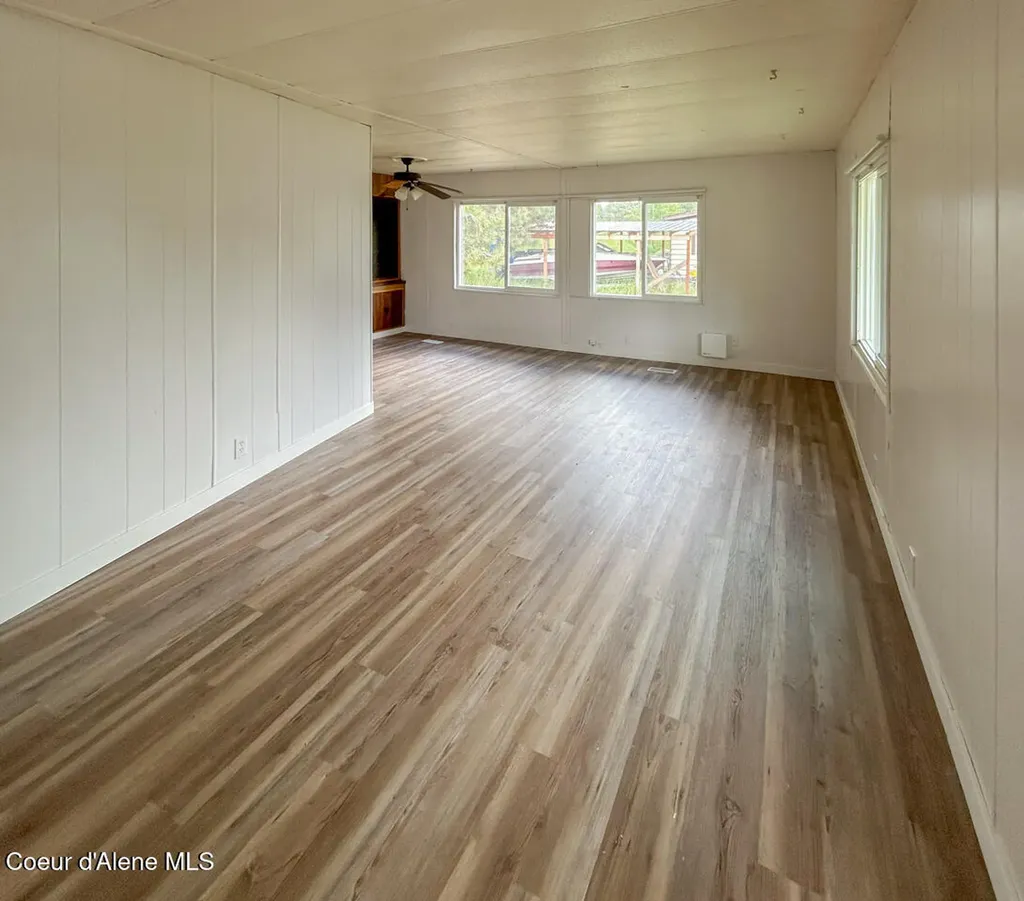 71 E Railroad Street Moyie Springs ID 83845