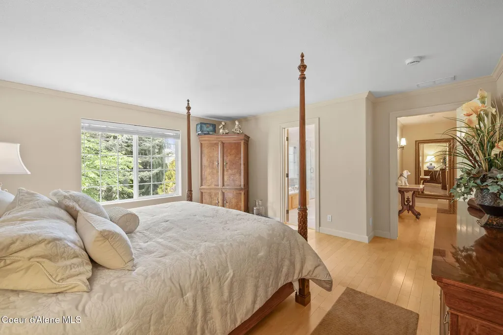 5040 E Inverness Drive Post Falls ID 83854