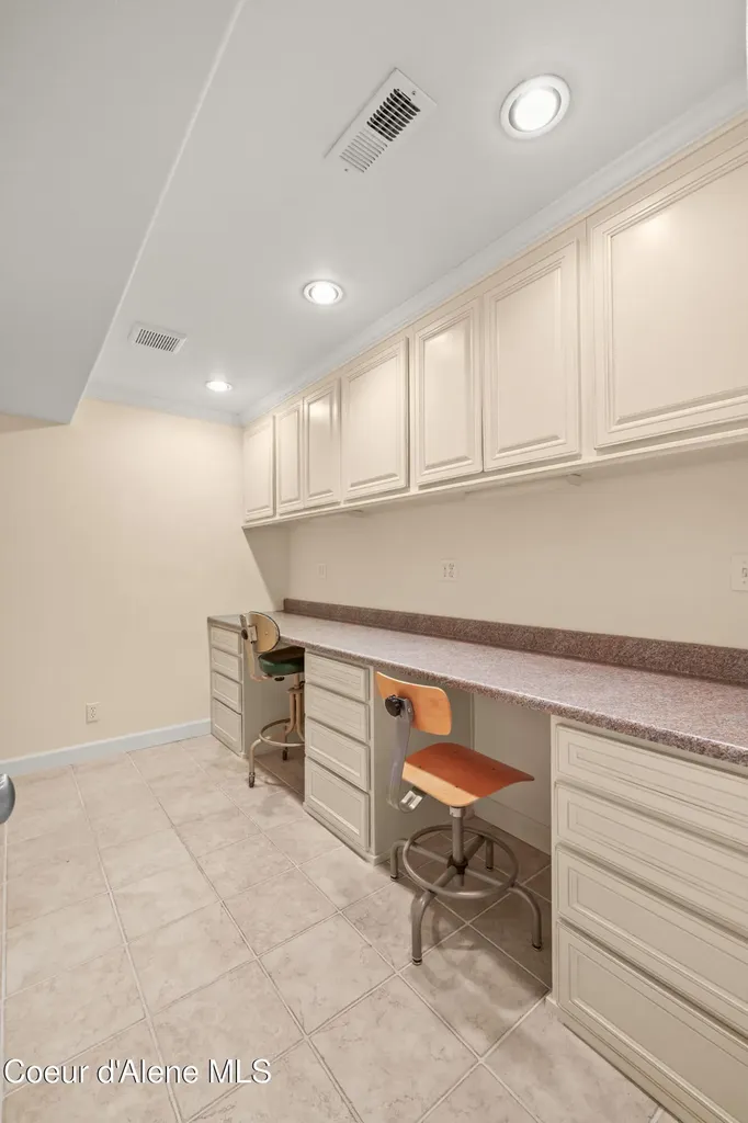 5040 E Inverness Drive Post Falls ID 83854