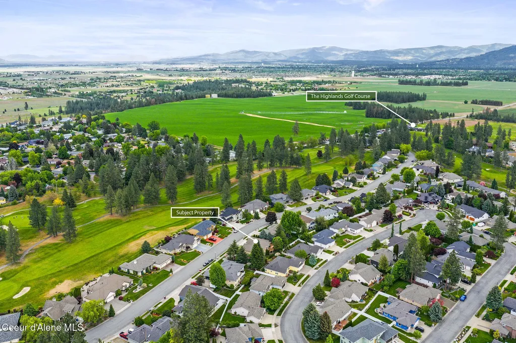 5040 E Inverness Drive Post Falls ID 83854