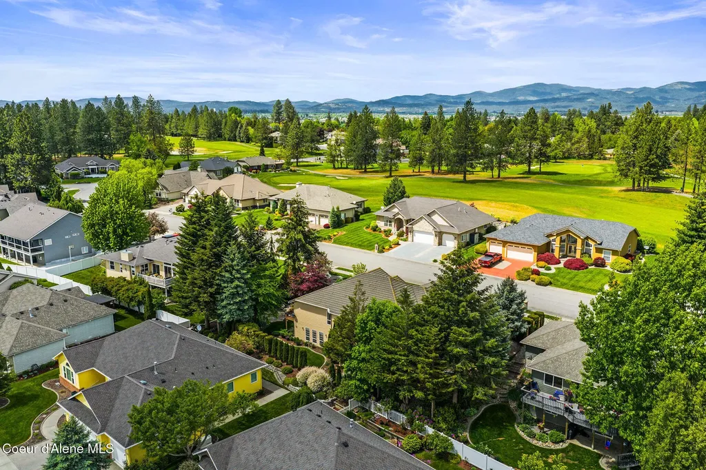 5040 E Inverness Drive Post Falls ID 83854