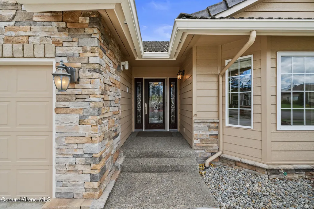 5040 E Inverness Drive Post Falls ID 83854