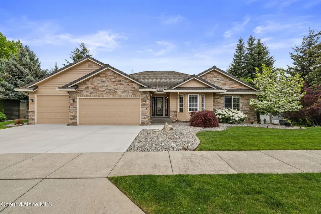 5040 E Inverness Drive Post Falls ID 83854