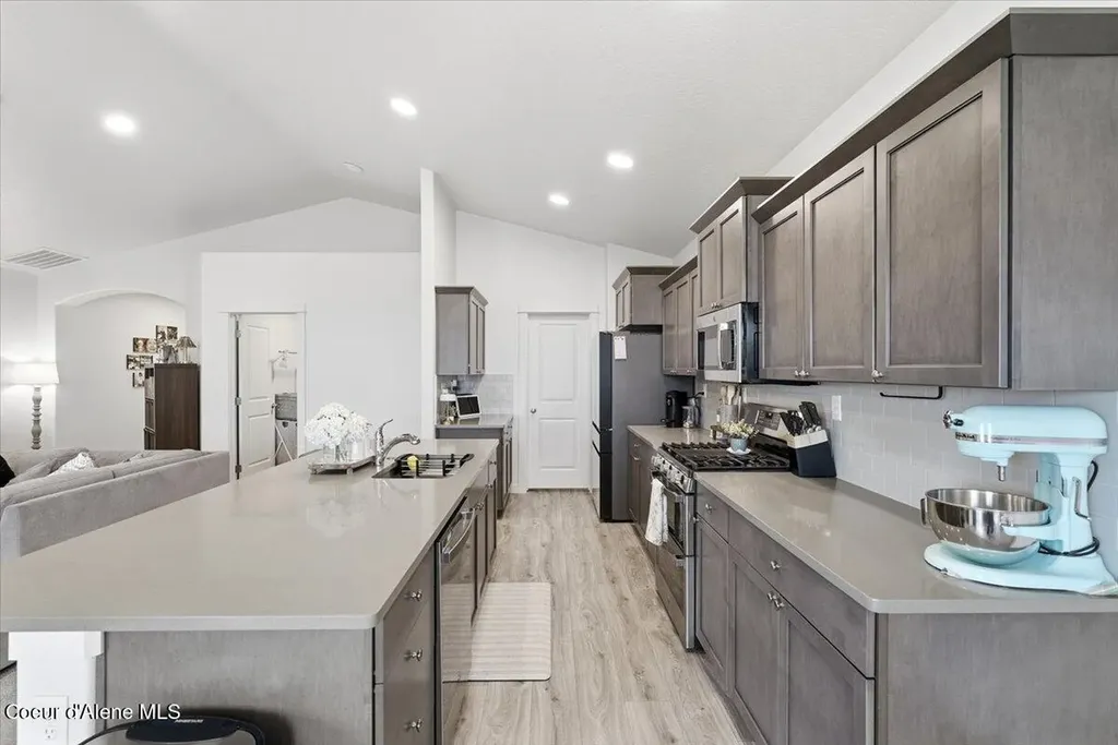 6150 W Ballentree Lane Rathdrum ID 83858