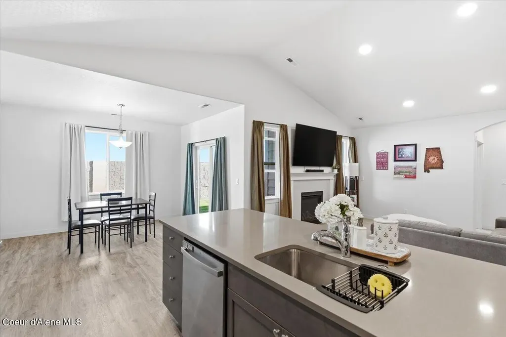 6150 W Ballentree Lane Rathdrum ID 83858