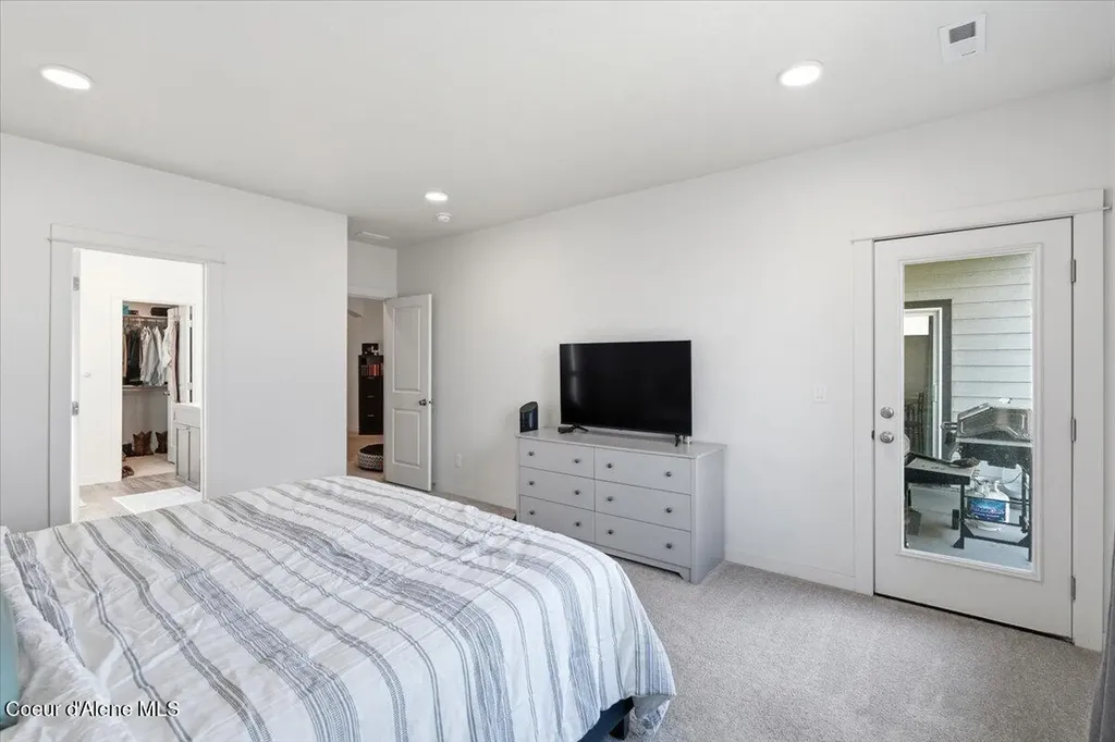 6150 W Ballentree Lane Rathdrum ID 83858