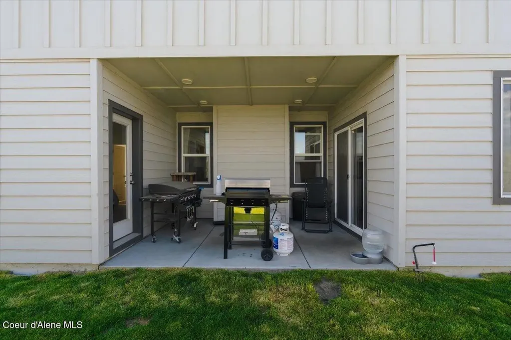 6150 W Ballentree Lane Rathdrum ID 83858