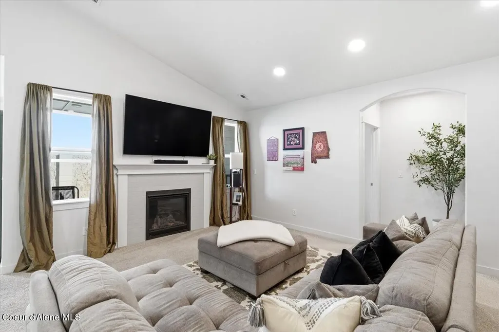 6150 W Ballentree Lane Rathdrum ID 83858