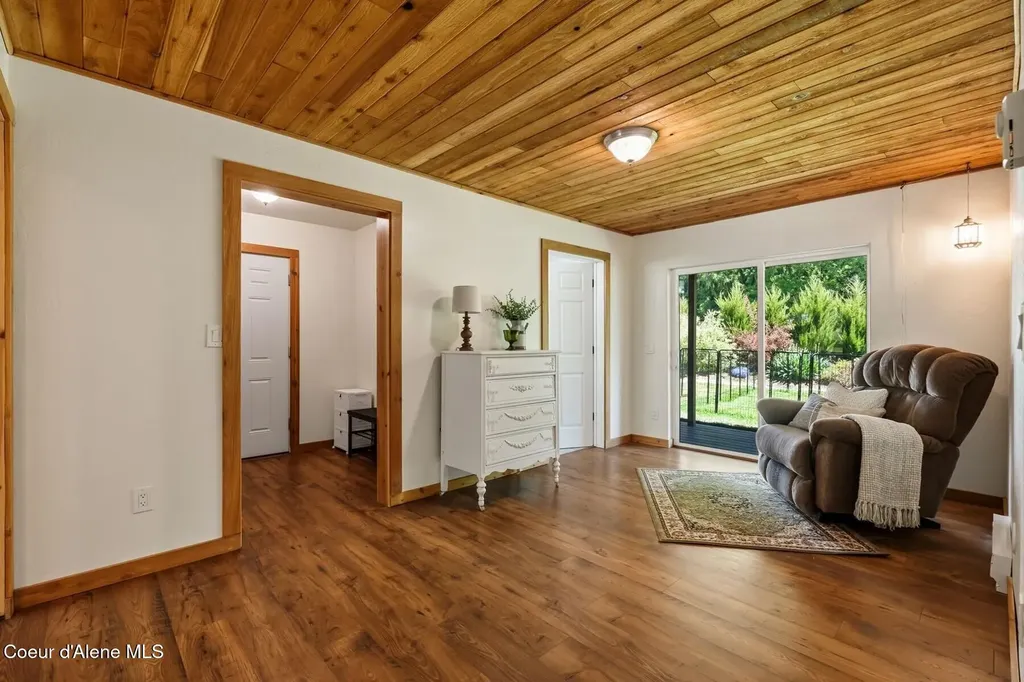 925 Lower Pack River Road Sandpoint ID 83864