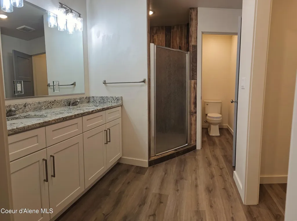 389 Hardy Loop Bonners Ferry ID 83805