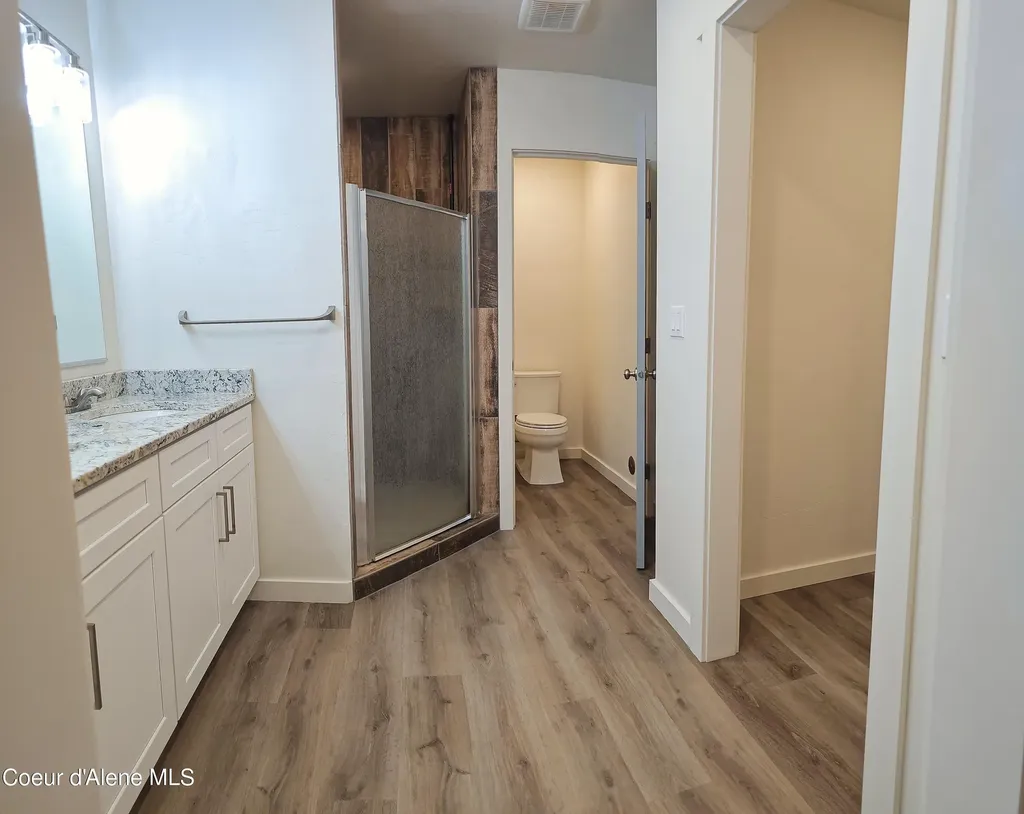 389 Hardy Loop Bonners Ferry ID 83805
