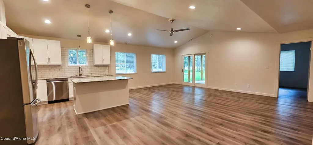 389 Hardy Loop Bonners Ferry ID 83805