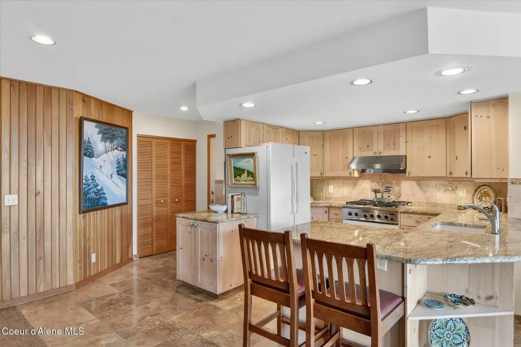 155 Crystal Springs Road Sandpoint ID 83864