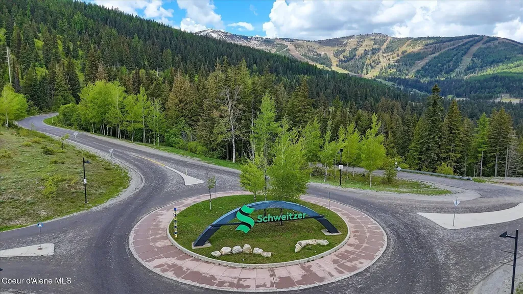 155 Crystal Springs Road Sandpoint ID 83864