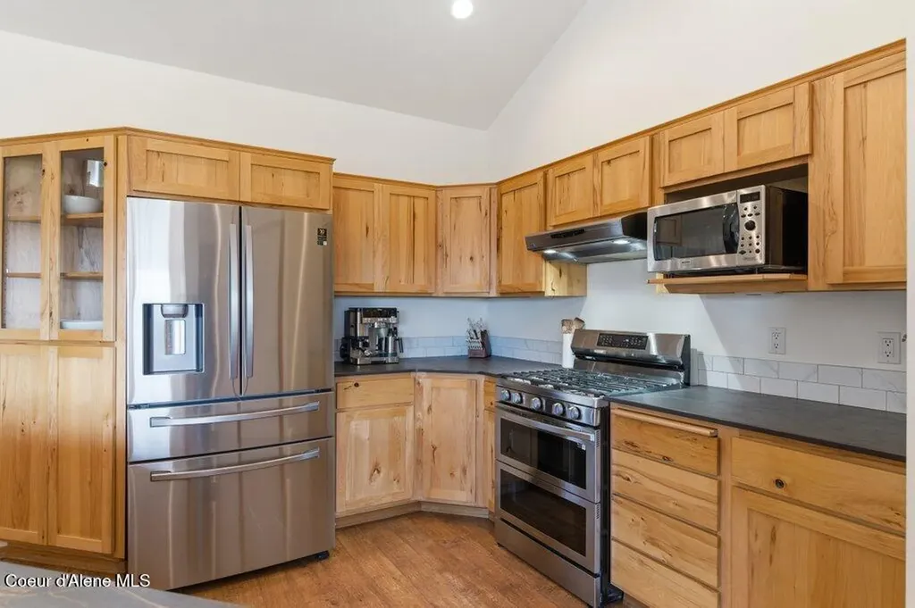 23216 N Teddy Loop Rathdrum ID 83858