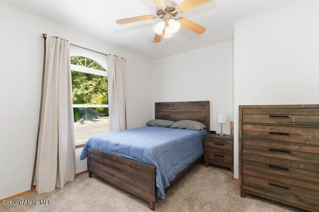 23216 N Teddy Loop Rathdrum ID 83858
