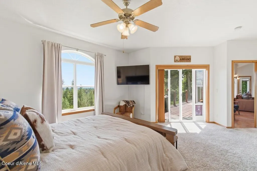 23216 N Teddy Loop Rathdrum ID 83858