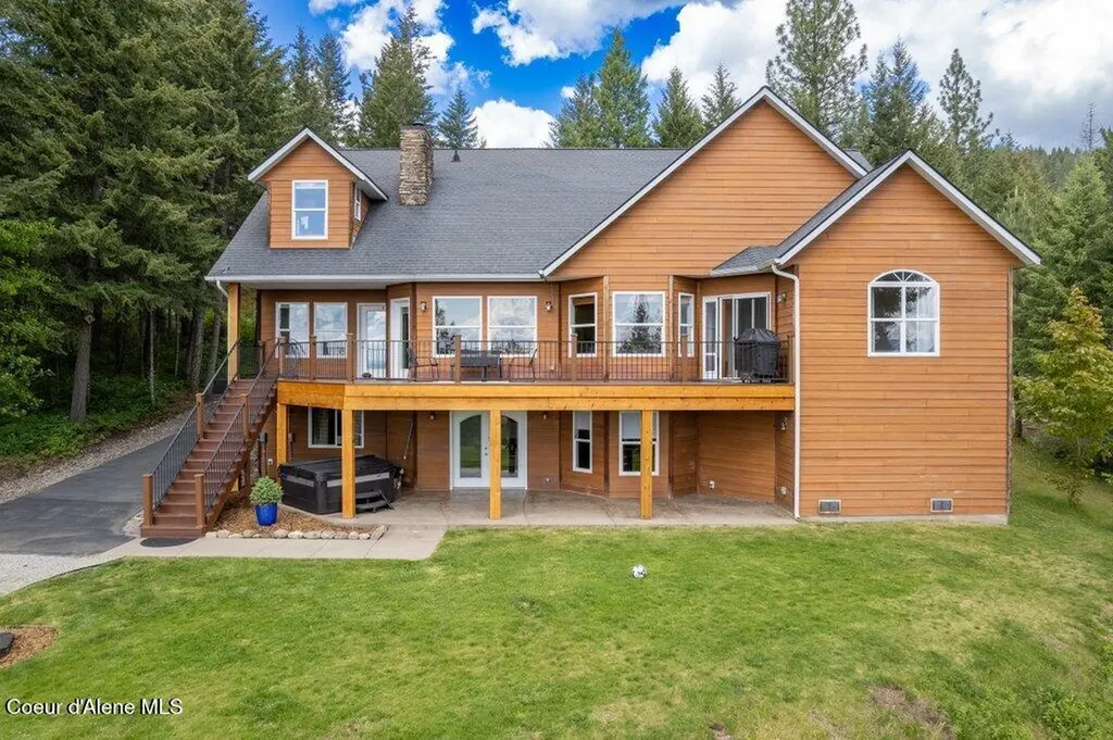 23216 N Teddy Loop Rathdrum ID 83858