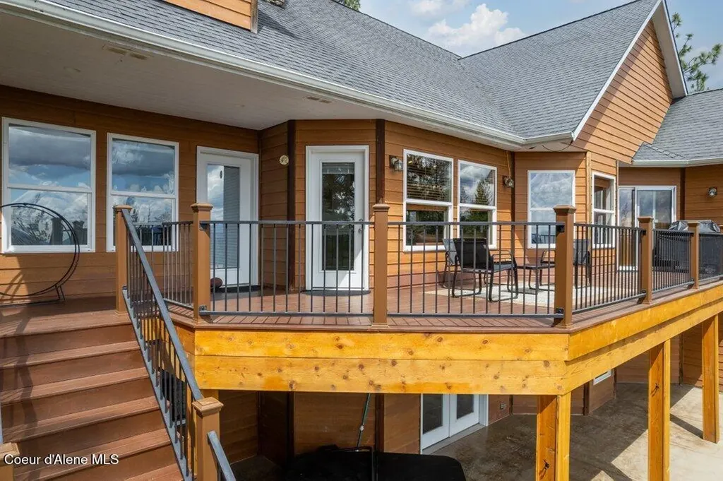 23216 N Teddy Loop Rathdrum ID 83858