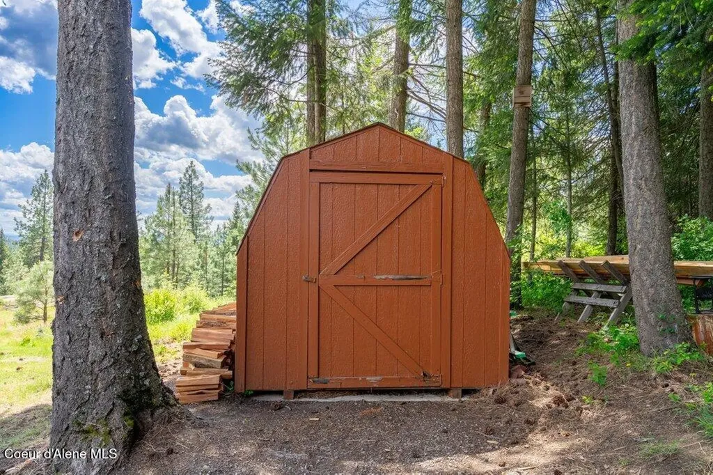 23216 N Teddy Loop Rathdrum ID 83858