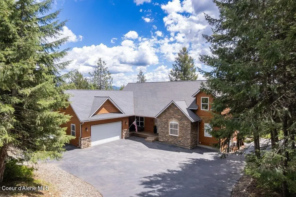 23216 N Teddy Loop Rathdrum ID 83858