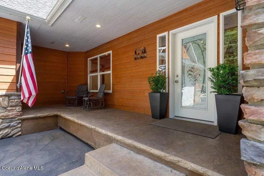 23216 N Teddy Loop Rathdrum ID 83858
