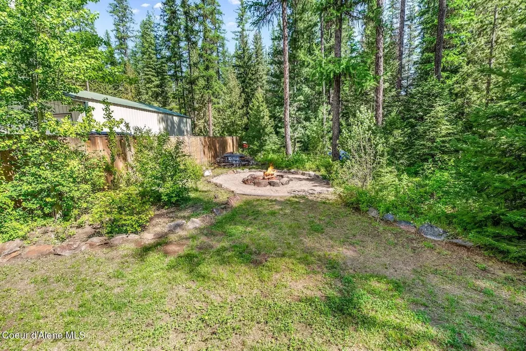 97 N Ryan Road Priest Lake ID 83856