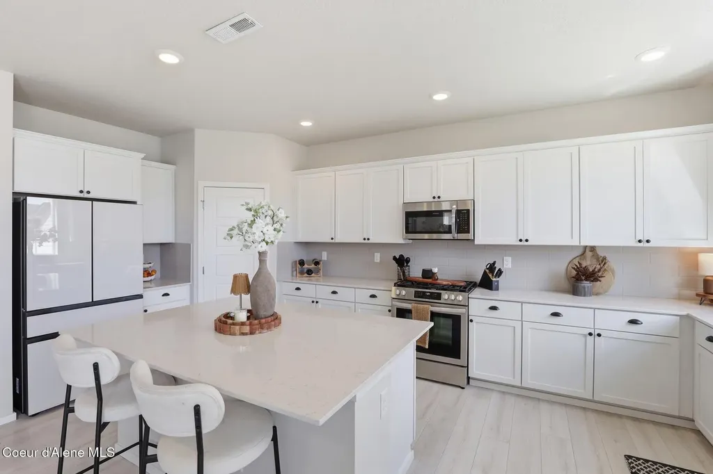 3146 N Coco Street Post Falls ID 83854